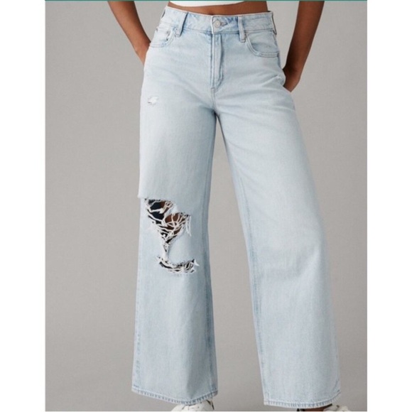American Eagle Outfitters Denim - American Eagle Super High Rise Baggy Wide
Leg Ankle Jeans Strigid Denim Size 2